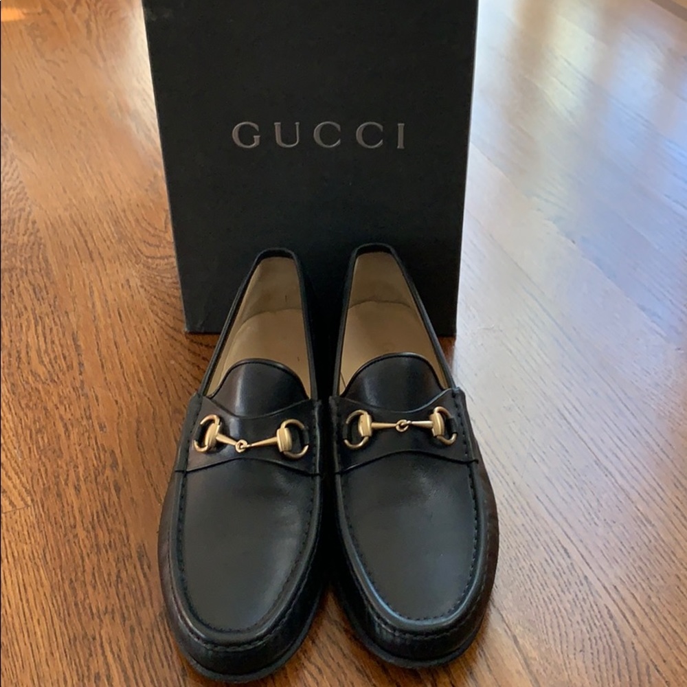 Men’s Gucci black loafers